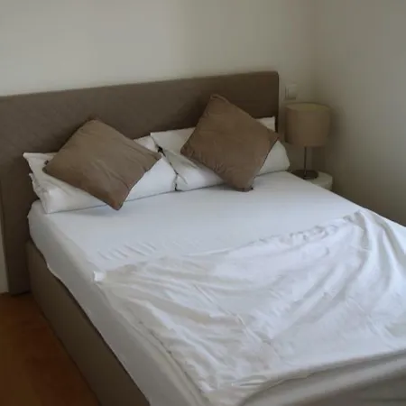Apartment Turley *